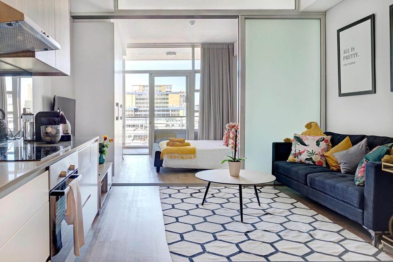 Margot - Luxury Apartment, City, Ocean & Mountain Views! Apartment Cape Town